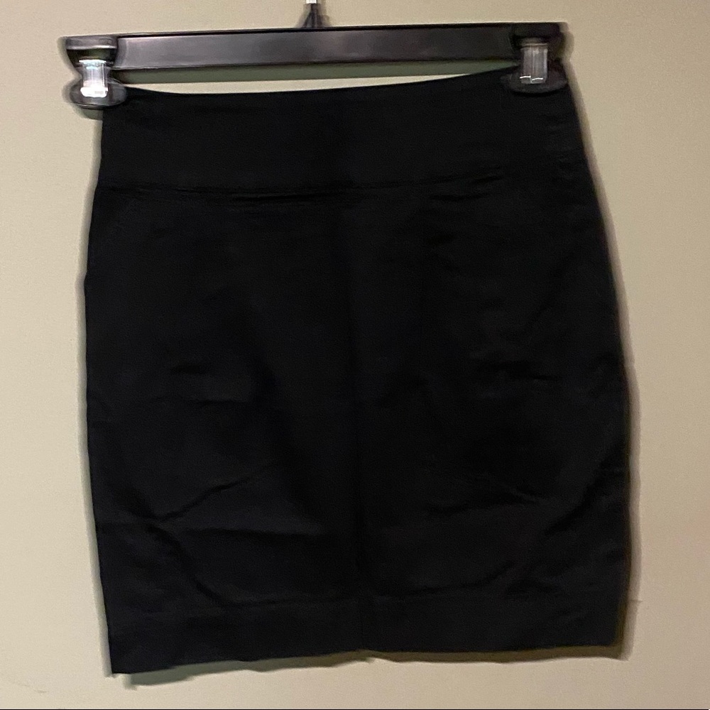 H&M’s Skirt